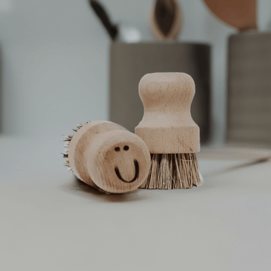 Moonie Handmade Pot Brush